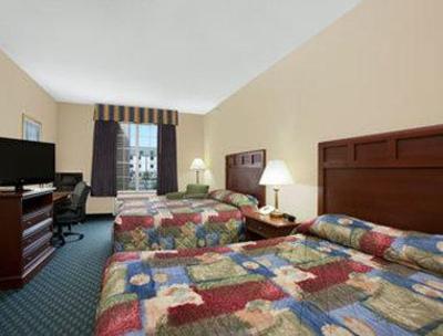 фото отеля Super 8 Smithfield