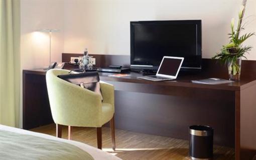 фото отеля Acantus Hotel & Apartment Weisendorf
