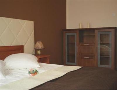 фото отеля Hotel Nad Jeziorem Bialym Witkowo
