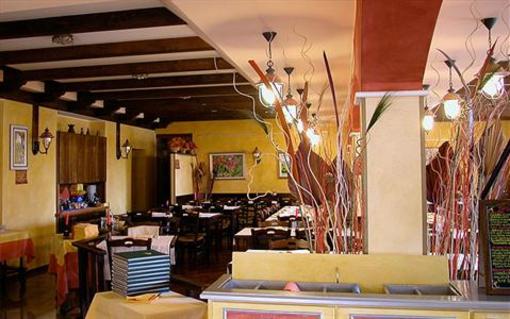 фото отеля Hotel Oliva Aviano