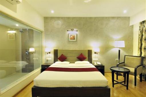 фото отеля Hotel Aditya Raipur