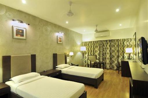 фото отеля Hotel Aditya Raipur