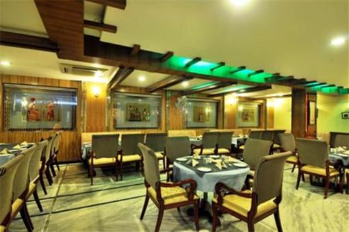 фото отеля Hotel Aditya Raipur
