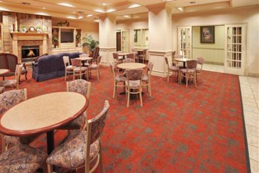 фото отеля Holiday Inn Express Hotel & Suites Nacogdoches