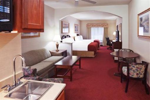 фото отеля Holiday Inn Express Hotel & Suites Nacogdoches