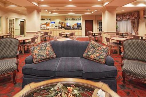 фото отеля Holiday Inn Express Hotel & Suites Nacogdoches