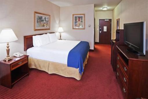 фото отеля Holiday Inn Express Hotel & Suites Nacogdoches