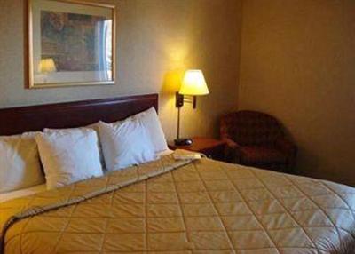 фото отеля Comfort Inn & Suites University