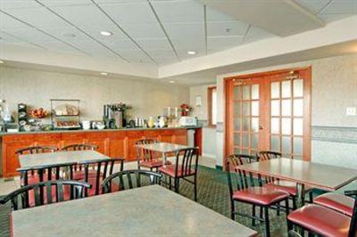 фото отеля Comfort Inn & Suites University