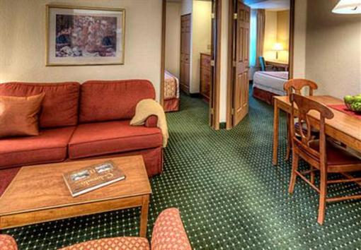 фото отеля TownePlace Suites Denver Tech Center