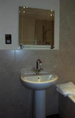 фото отеля Worlds End Close Apartment