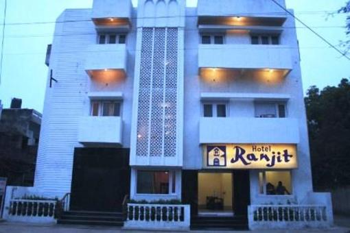 фото отеля Ranjit Hotel