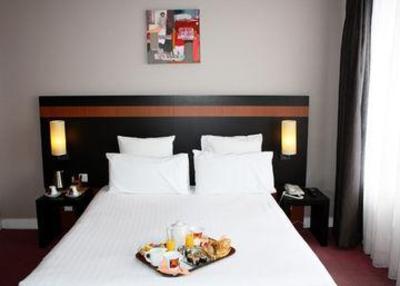 фото отеля Quality Suites Nice La Malmaison