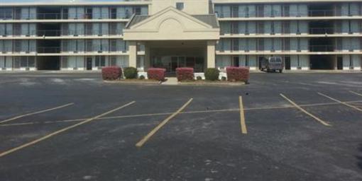 фото отеля American Atlanta Inn