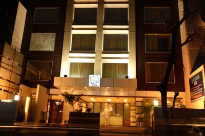 фото отеля Mango Suites Helios