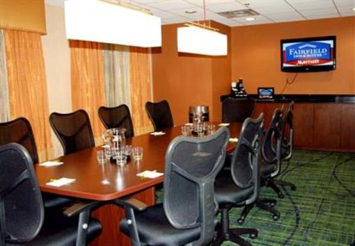 фото отеля Fairfield Inn & Suites Denver