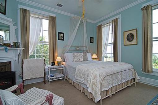 фото отеля Shorecrest Bed and Breakfast and Beach House
