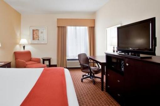 фото отеля Holiday Inn Express Covington