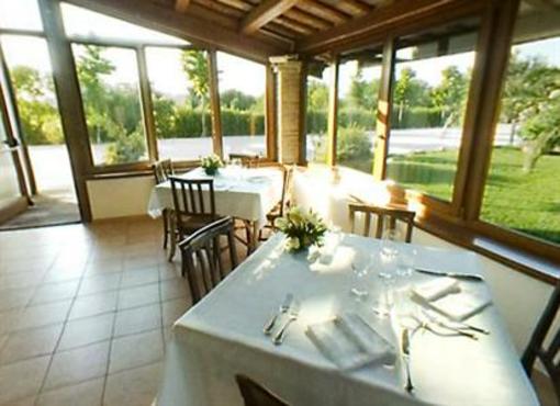 фото отеля Locanda Il Girasole Country House Camerano