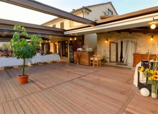 фото отеля Locanda Il Girasole Country House Camerano