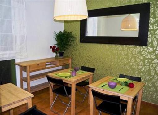 фото отеля Mediterranean Youth Hostel