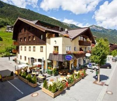фото отеля Hotel Montfort Sankt Anton am Arlberg
