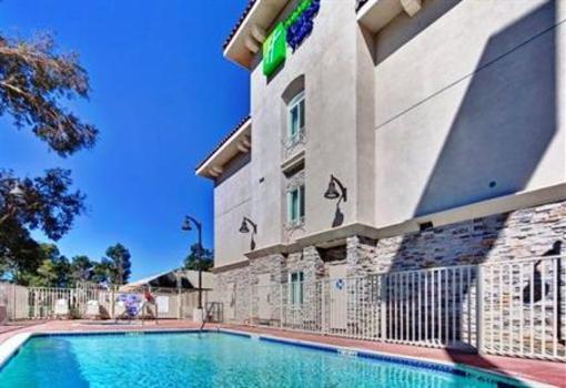 фото отеля Holiday Inn Express Hotel & Suites Banning