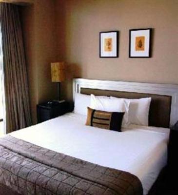 фото отеля Metro Suites Apartment Hotel