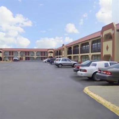 фото отеля Traveler's Inn & Suites Oklahoma City Airport