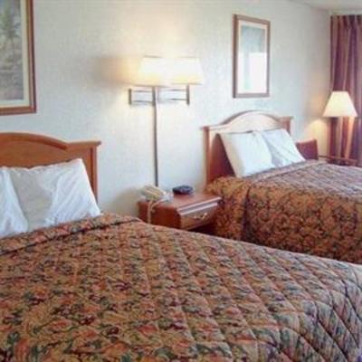 фото отеля Traveler's Inn & Suites Oklahoma City Airport