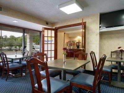 фото отеля Days Inn Newark Wilmington