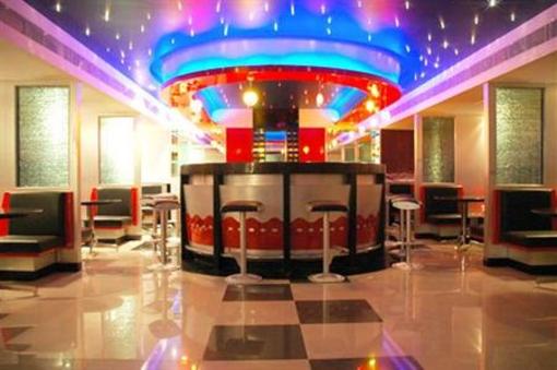 фото отеля Hotel Deluxe Chennai