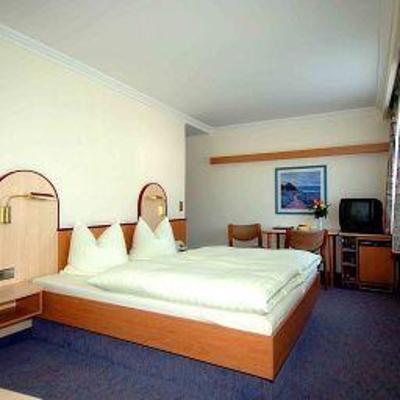 фото отеля Parkhotel Crombach