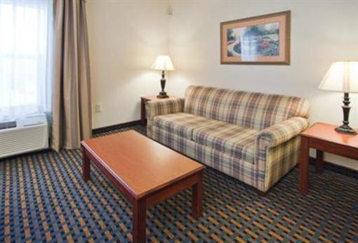фото отеля Holiday Inn Express Laurinburg