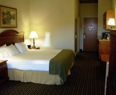 фото отеля Holiday Inn Express Laurinburg