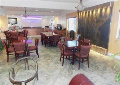 фото отеля Clarion Inn Blythe