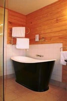 фото отеля Westwood Lodge- A Select Hotel