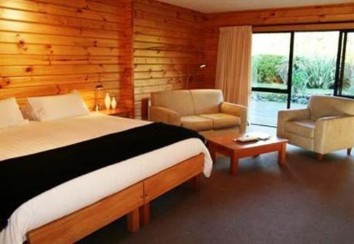 фото отеля Westwood Lodge- A Select Hotel