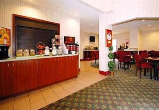 фото отеля Comfort Suites State College