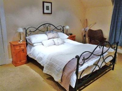 фото отеля Glenuig House Bed & Breakfast