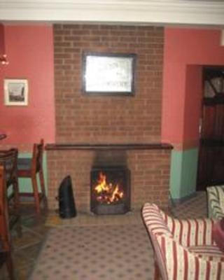 фото отеля Commercial & Tourist Hotel Ballinamore