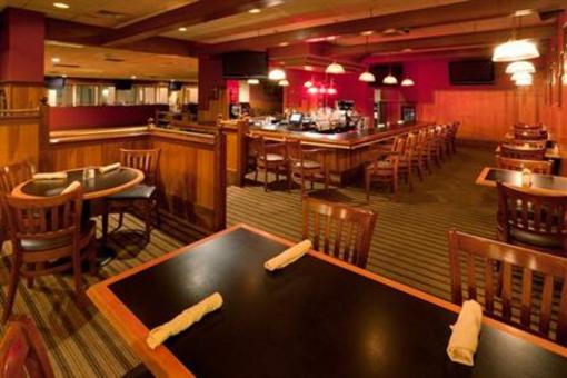 фото отеля Holiday Inn Harrisburg Hershey