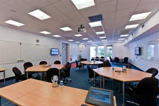 фото отеля Henley Business School