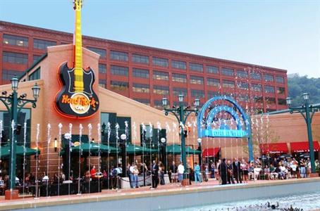 фото отеля Doubletree Hotel & Suites City Center Pittsburgh