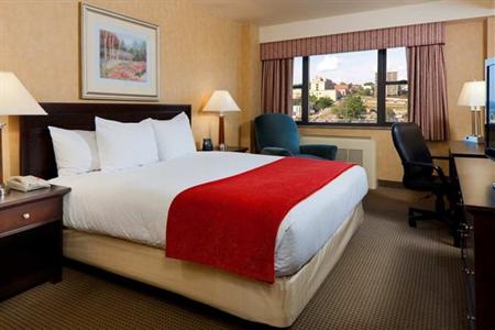 фото отеля Doubletree Hotel & Suites City Center Pittsburgh