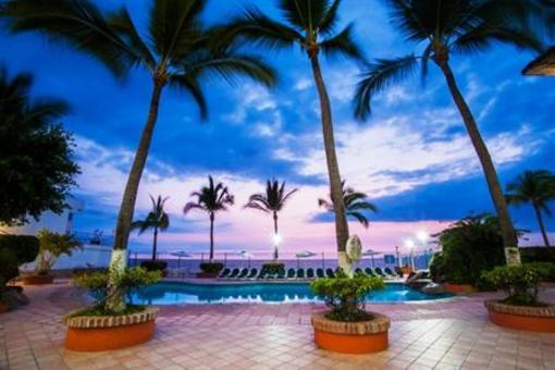 фото отеля El Pescador Hotel Puerto Vallarta