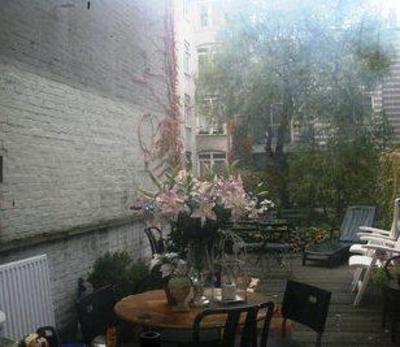 фото отеля Bayan Bed & Breakfast Guesthouse Amsterdam