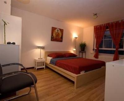 фото отеля Bayan Bed & Breakfast Guesthouse Amsterdam