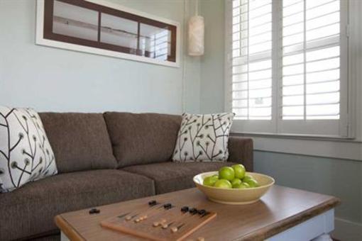 фото отеля Vineyard Square Hotel & Suites