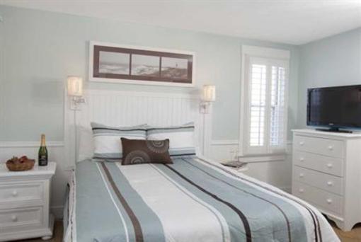 фото отеля Vineyard Square Hotel & Suites
